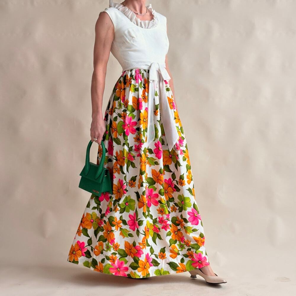 Miss Elliette California Vintage 70s Floral Maxi Dress - Fits XS
